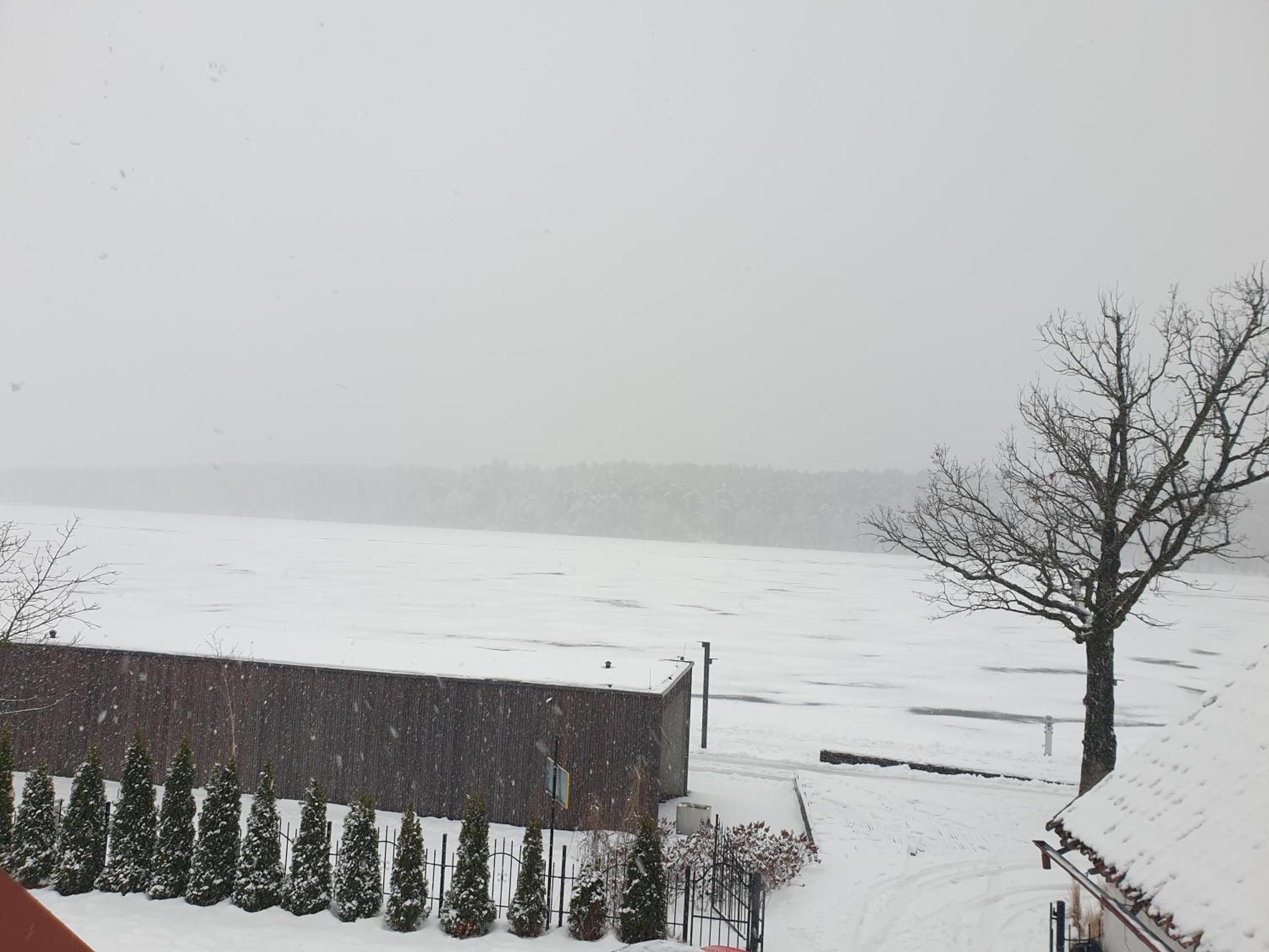 Dom Nad Jeziorem Mikolajki Mikołajki Exterior foto